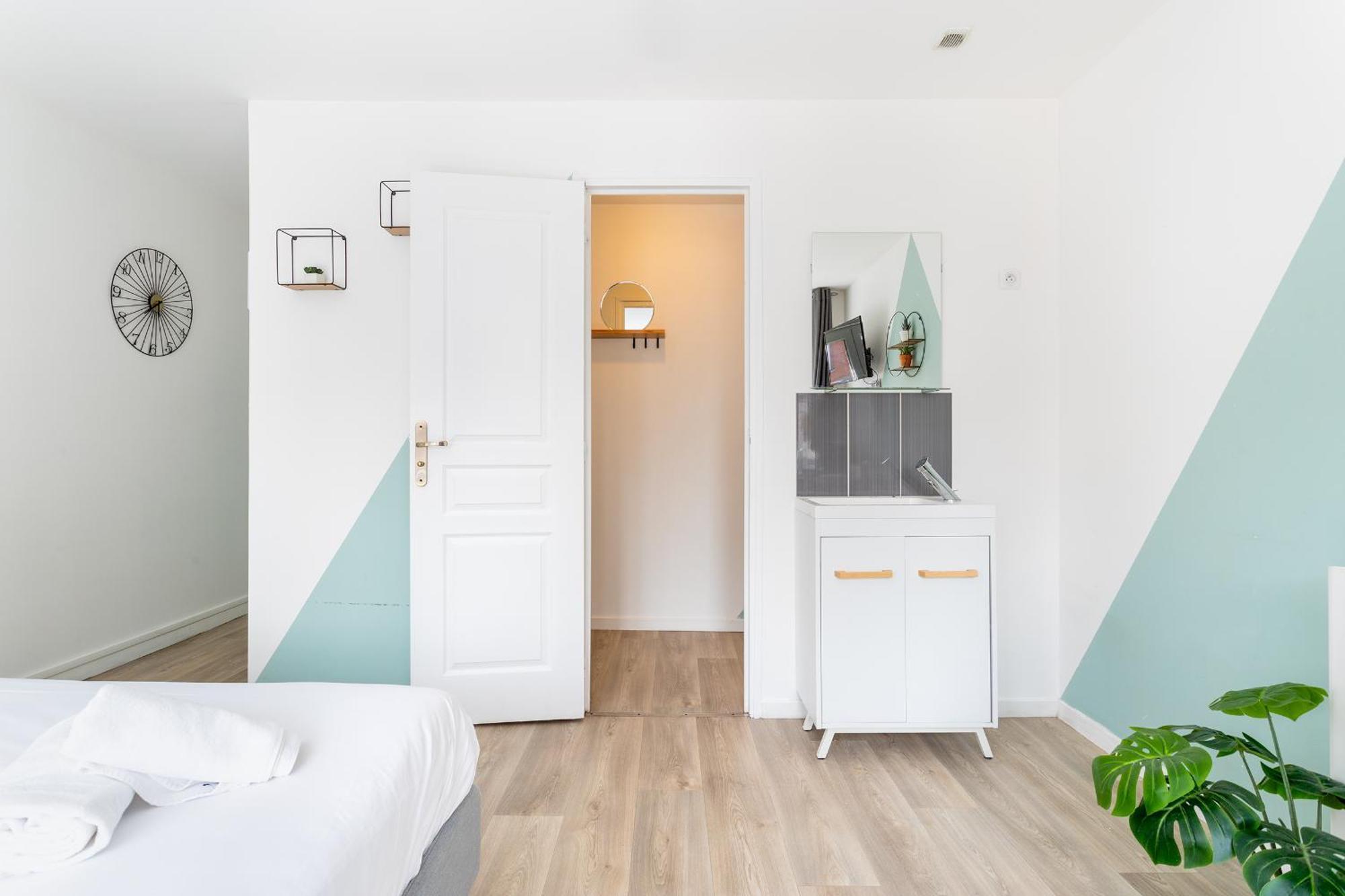 S&K Suite Grande Rue Roubaix - Chambre Spacieuse Et Sdb Privee - Netflix Et Cuisine Zewnętrze zdjęcie