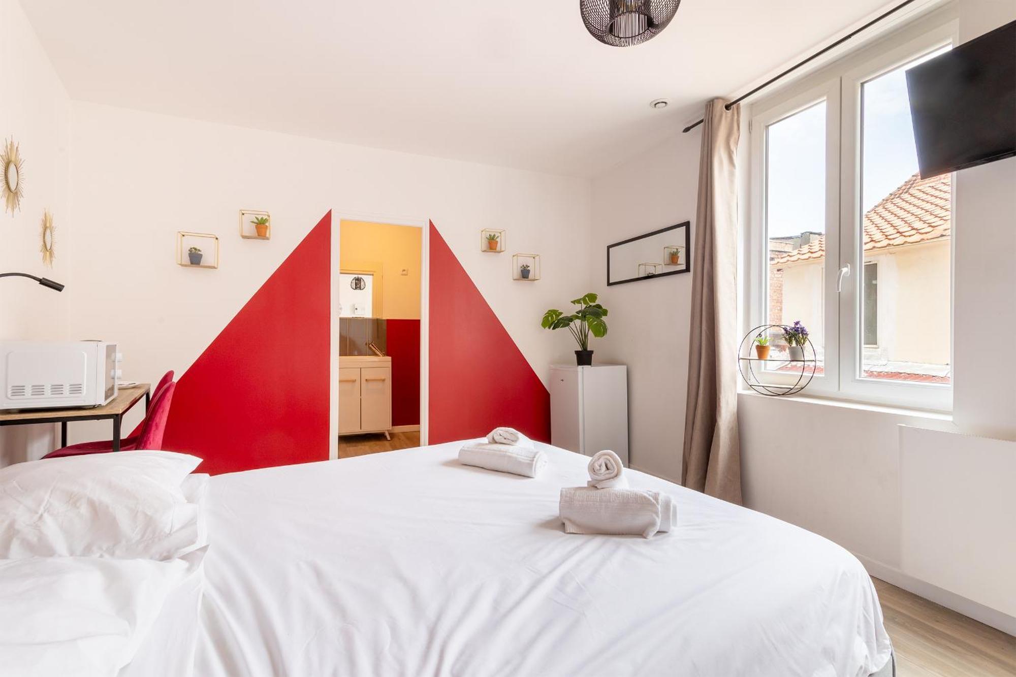 S&K Suite Grande Rue Roubaix - Chambre Spacieuse Et Sdb Privee - Netflix Et Cuisine Zewnętrze zdjęcie