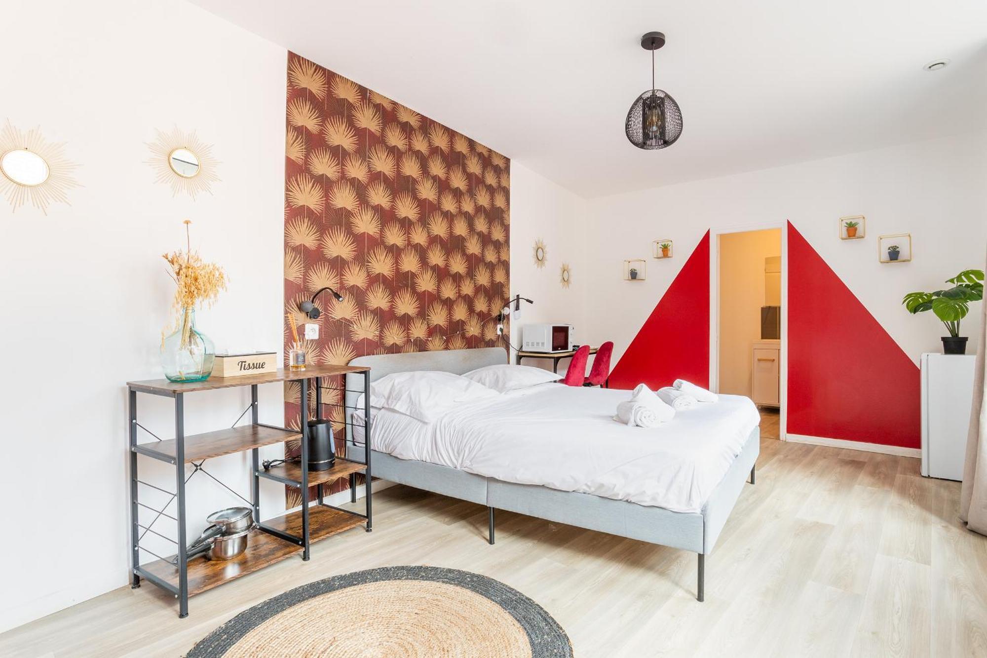 S&K Suite Grande Rue Roubaix - Chambre Spacieuse Et Sdb Privee - Netflix Et Cuisine Zewnętrze zdjęcie