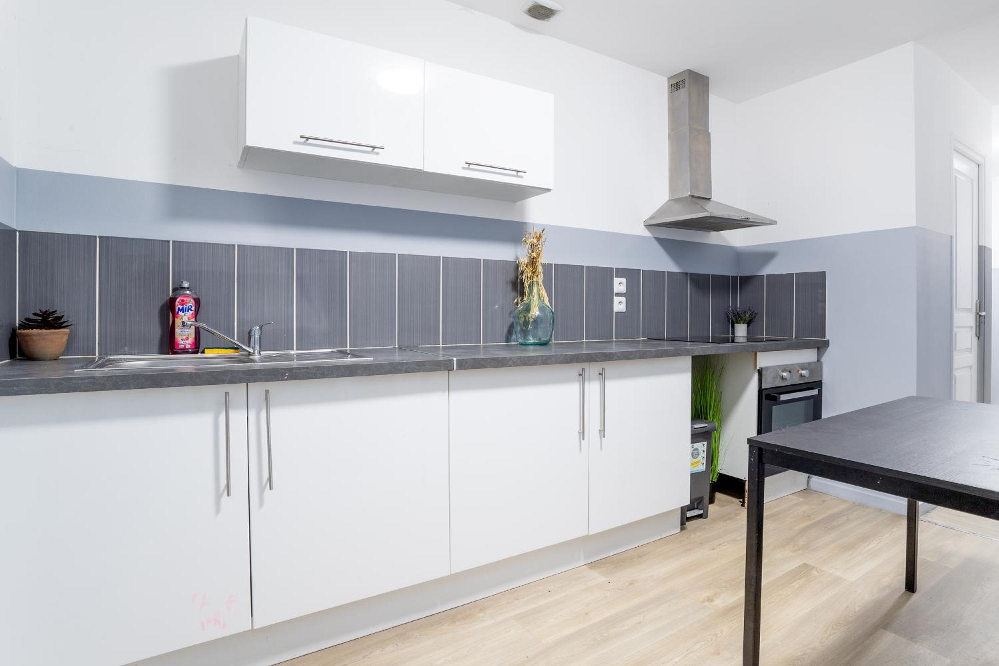 S&K Suite Grande Rue Roubaix - Chambre Spacieuse Et Sdb Privee - Netflix Et Cuisine Zewnętrze zdjęcie